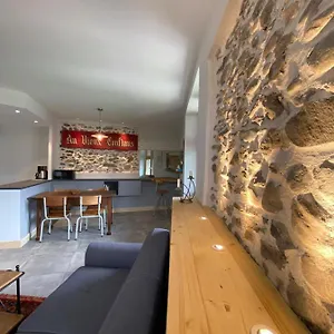 tour-ramus-la-tourelle-de-montbel.hotels-rhonealpes.com/