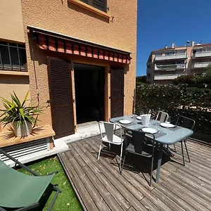 Joli Ensolleille Cavalaire-sur-Mer