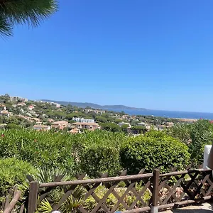Mazet Avec Vue Mer Cavalaire-sur-Mer